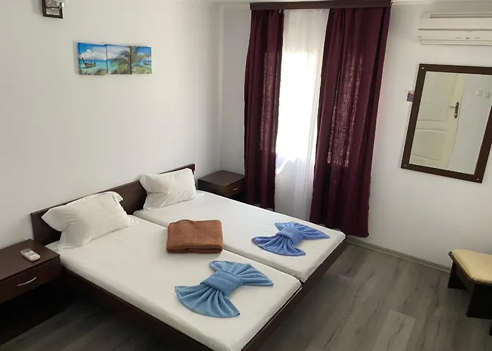 Гостевой дом Cool Breeze - Mamaia Nord