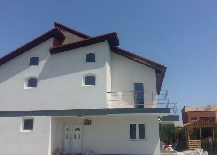 Гостевой дом Cool Breeze - Mamaia Nord